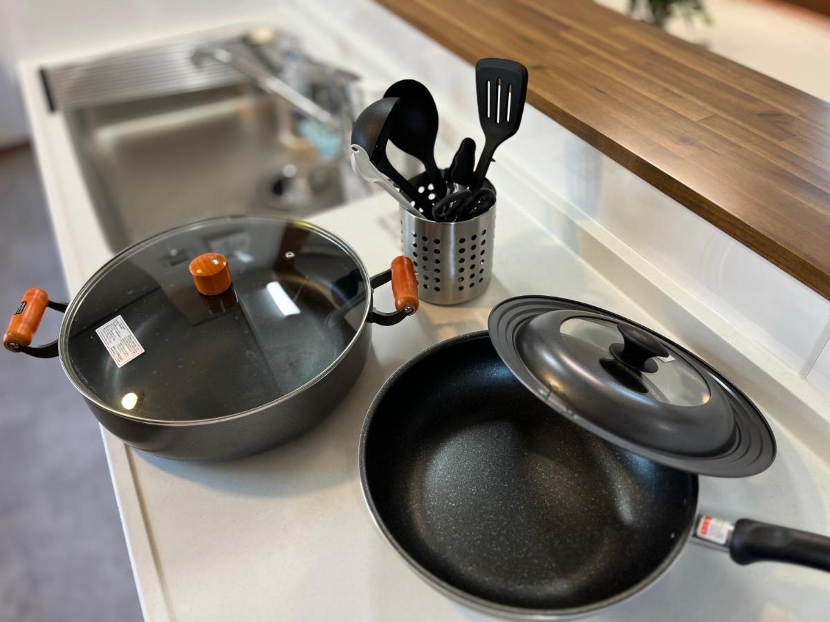 Semesterbostad Charming New Launch: Direct Access To Narita & Haneda Airports, Shinjuku, And Disneyland; Close To Asakusa & Akihabara! Tokyo prefektur
