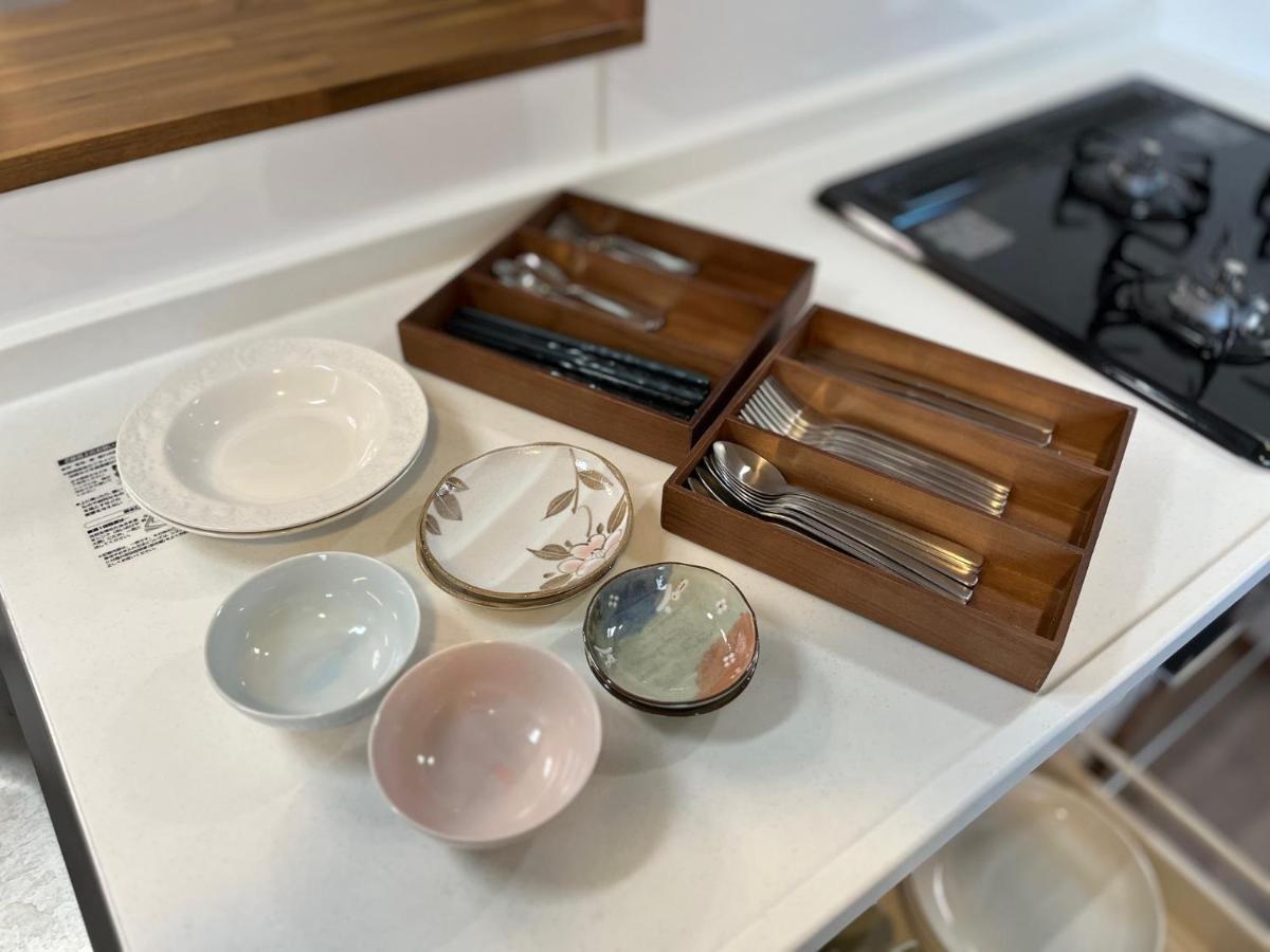 Semesterbostad Charming New Launch: Direct Access To Narita & Haneda Airports, Shinjuku, And Disneyland; Close To Asakusa & Akihabara! Tokyo prefektur